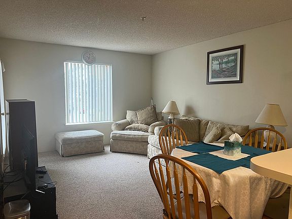 3rd image of 3550 Lebon Dr Unit 6211