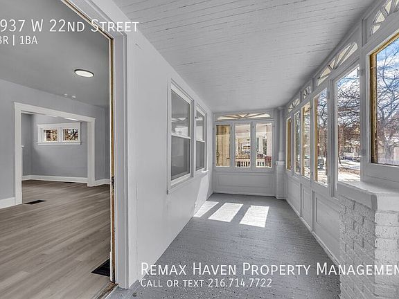 3rd image of 3937 W 22nd St