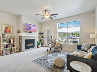 4760 Hahns Peak Dr #101, Loveland, CO 80538