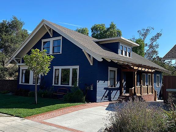 3rd image of 3675-77 8th Ave
