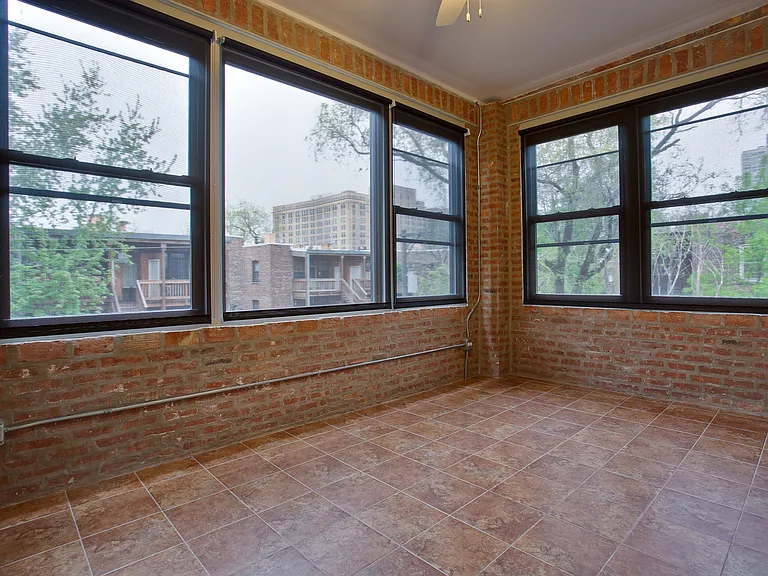 5419 S Hyde Park Blvd — Photo 8