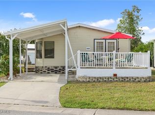 5539 Holiday Park Blvd, North Port, FL 34287