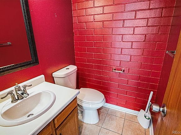 4th image of 1035 Jasmine St Unit 4