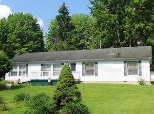 8993 Warren Dr, Espyville, PA 16424