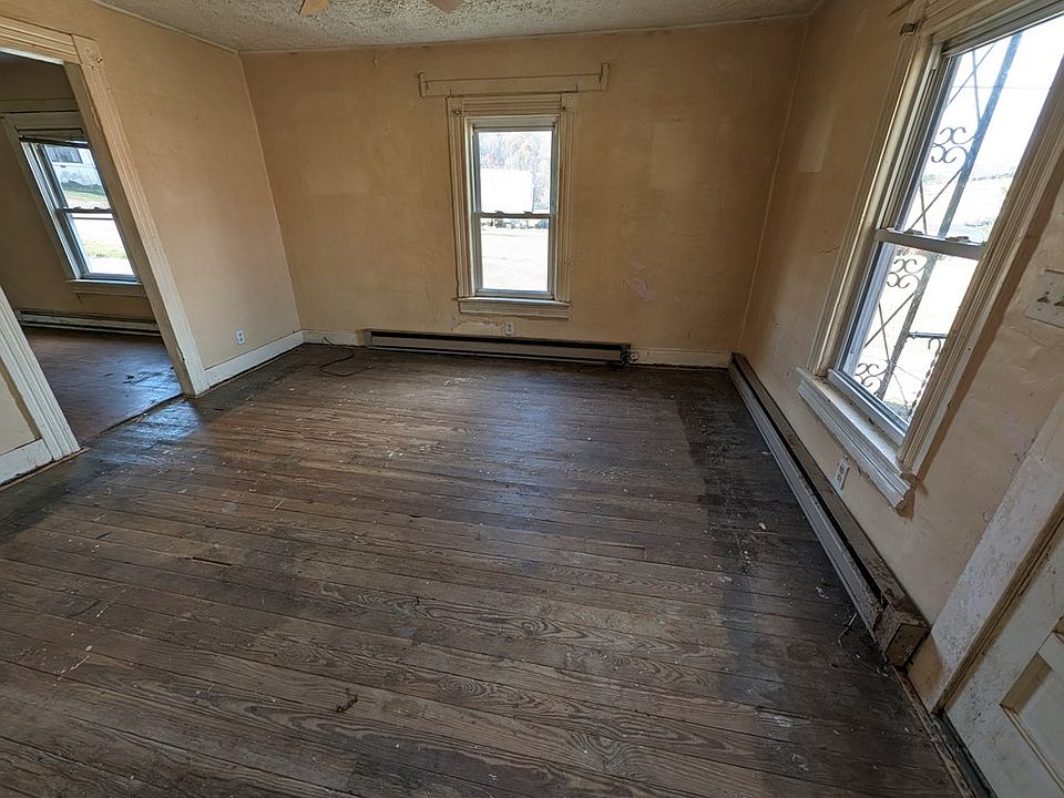 2225 W Ridge Rd, Wytheville, VA 24382 MLS 91804 Zillow