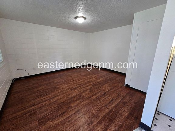 4th image of 98 NW 10th St APT 1