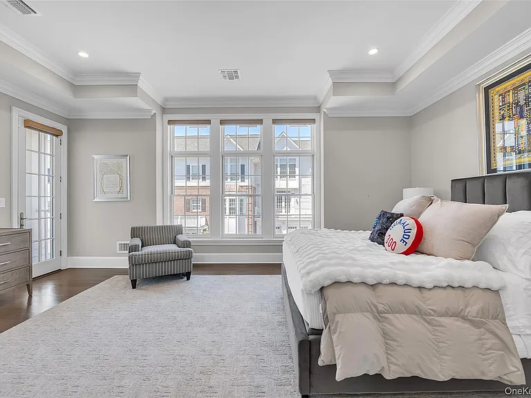 402 Grist Mill Cir — Photo 13