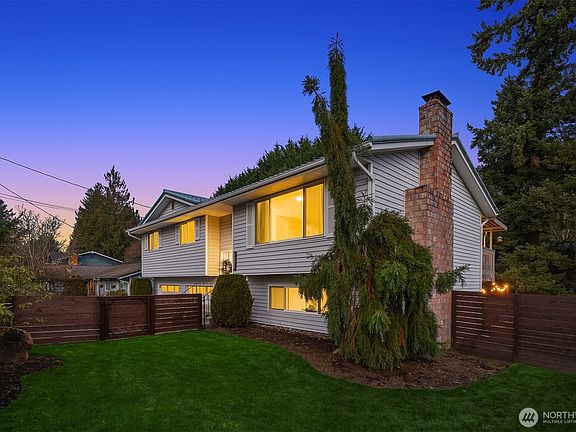 4th image of 1005 Avenue A