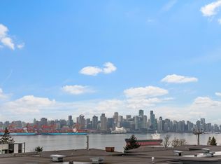 533 E 3rd St #27, North Vancouver, BC