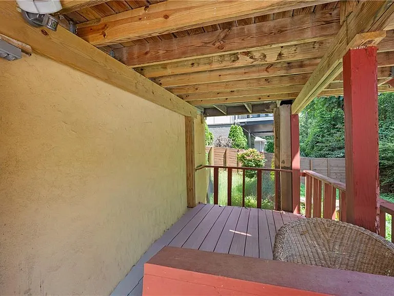 789 Barnett St NE #4 — Photo 9