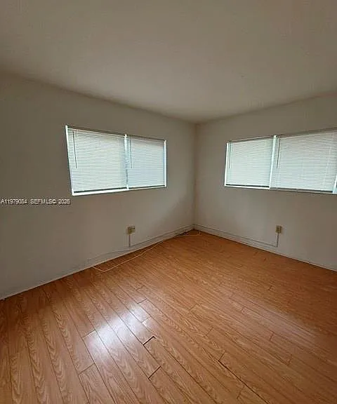 2430 NE 135th St #102 — Photo 24