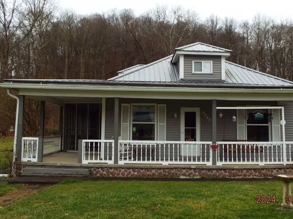 8849 State Route 685, Glouster, OH 45732