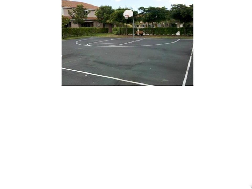 1st image of 2652 SW 82nd Ave