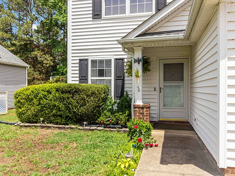 111 Briarhaven Dr — Photo 20
