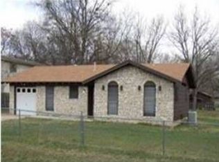 2410 Perkins Dr, Austin, TX 78744