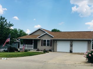 402 Lincoln St, Victor, IA