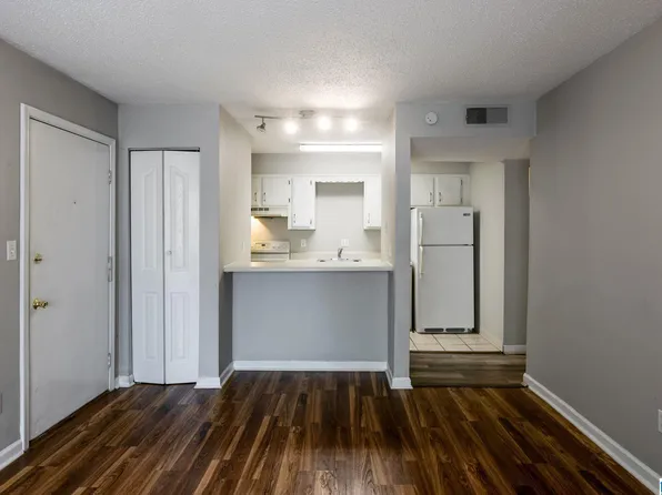 403 Skyview Dr APT C, Birmingham, AL 35209