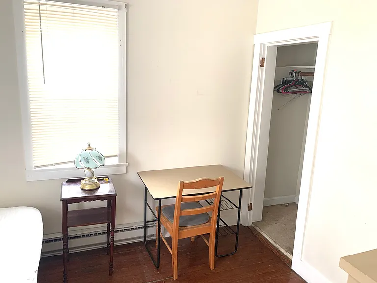 42 Lee Ave — Photo 15