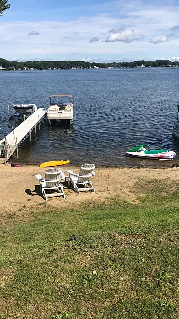 3961 S Shore Dr photo 1