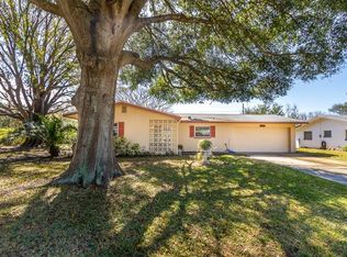 1548 S Hillcrest Ave, Clearwater, FL 33756