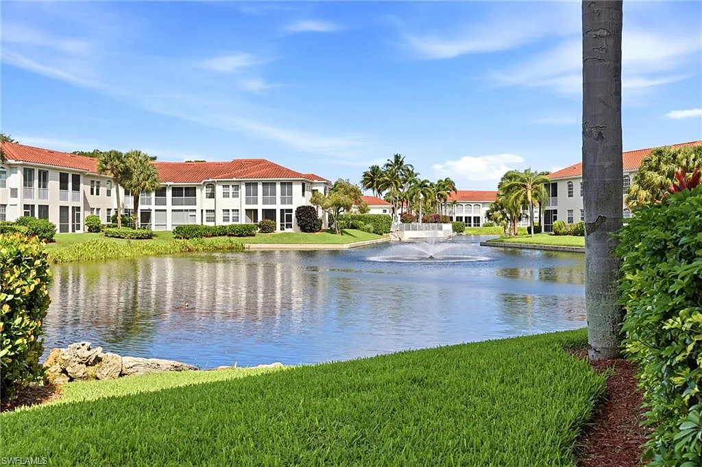 2 bed, 2.0 bath, 1618 sqft, $8,500 — Photo 2