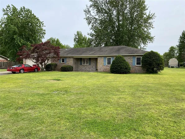 113 Bradley Dr, Sikeston, MO 63801