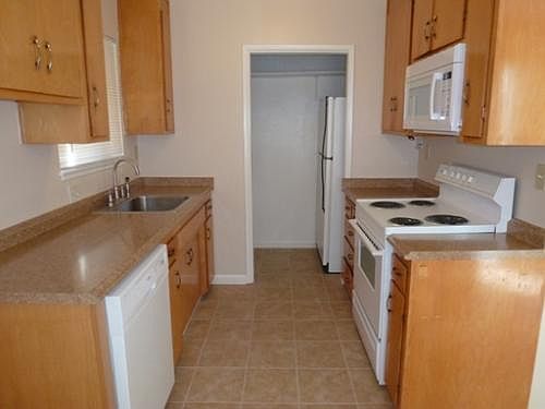 1st image of 2209 Yajome St