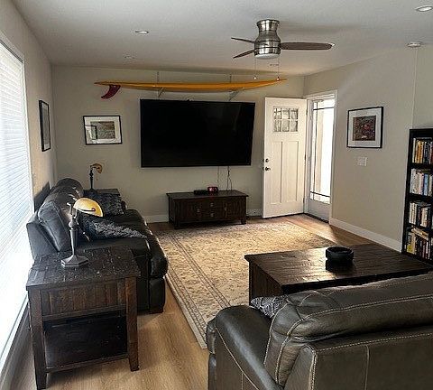 5th image of 4704 Seashore Dr