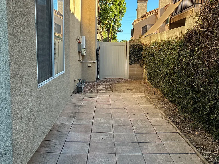 7675 Timber Cir — Photo 16