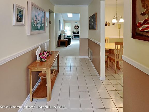2nd image of 1945 Quimby Court