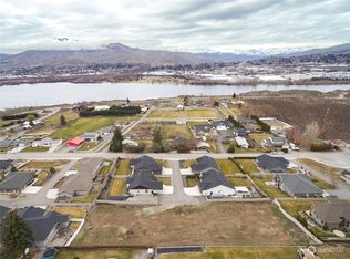 442 Spruce Ct NW, East Wenatchee, WA