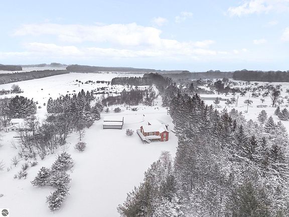 5th image of 7553 Steiner Rd