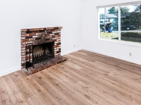 5th image of 1002 Greylag Drive
