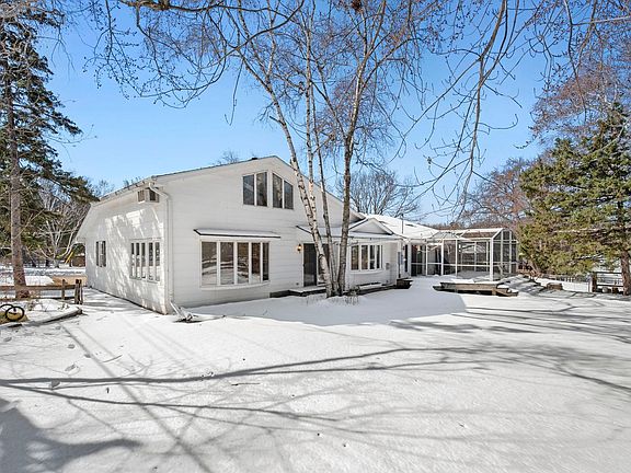 4th image of 10000 Maple Cir