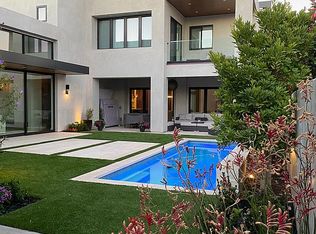 1833 Park St, Huntington Beach, CA 92648