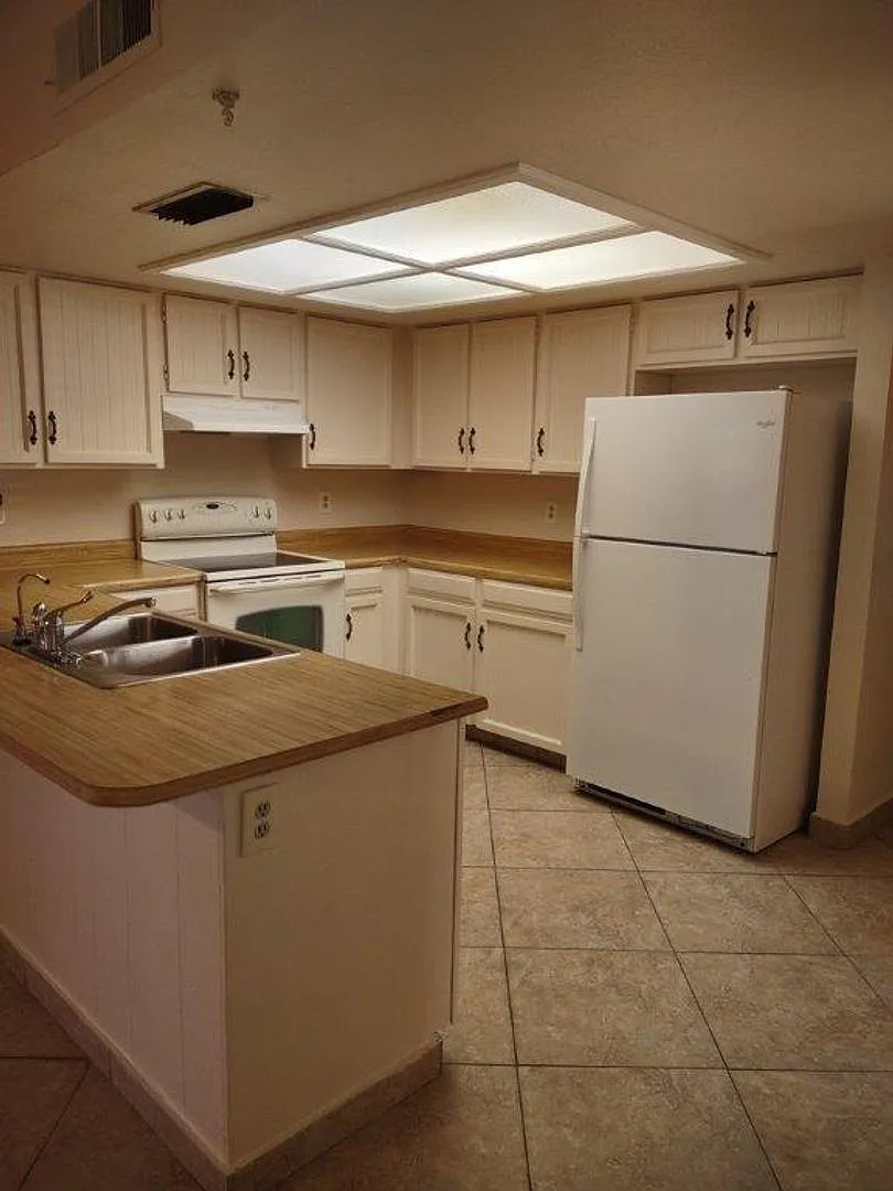 Great Home. No Hoa!! — Photo 4