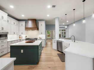 153 Mallard Cv, Austin, TX 78737