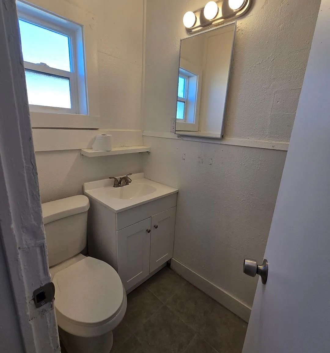 1 bed, 1.0 bath, 500 sqft, $950 — Photo 4