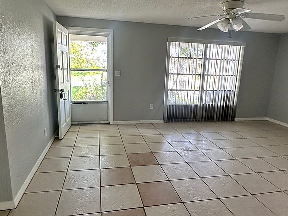 3rd image of 8743 Fay Ave