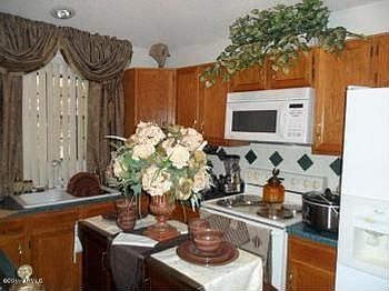 4th image of 4225 W Villa Maria Dr