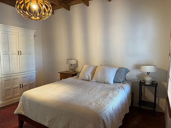 1st room - bedroom with Queen