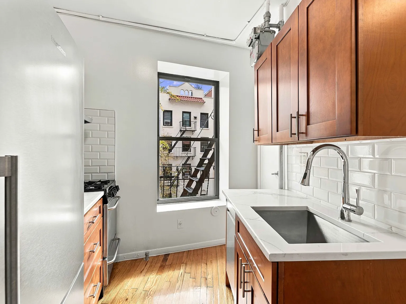 117 Perry Street — Photo 4