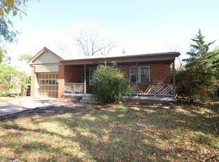 1132 S Waverly Rd, Wichita, KS 67218