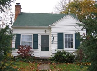 1023 Seymour Ave, Lansing, MI 48906