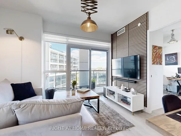 50 George Butchart Dr #507, Toronto, ON M3K 0C9