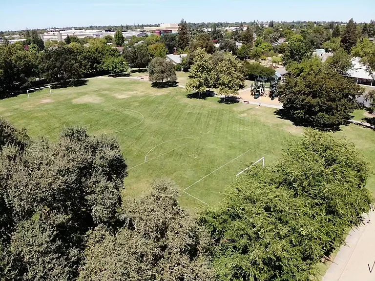 Maryal Dr — Photo 18