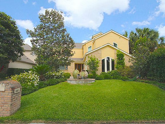 5th image of 930 Plantation Dr