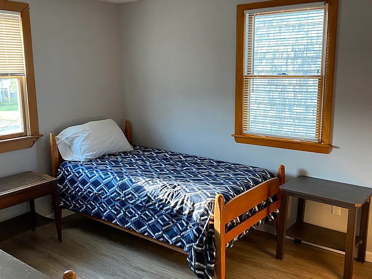 Bedroom 3 showing one of two Twin Beds