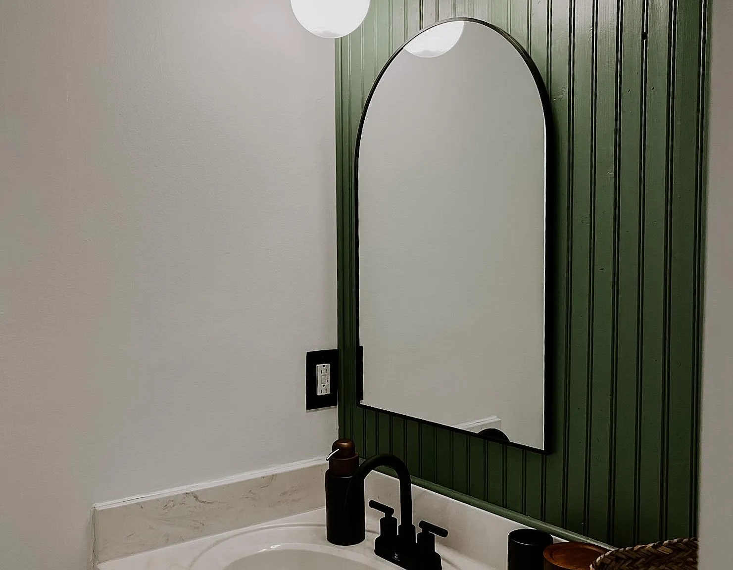 1001 Williams Dr — Photo 3