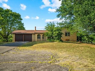 825 NW 8th St, Checotah, OK 74426